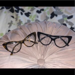 Cat eye glasses